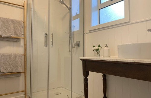 Oamaru House | Stone Cottage in Central Oamaru (No Extra Cleaning Fee)