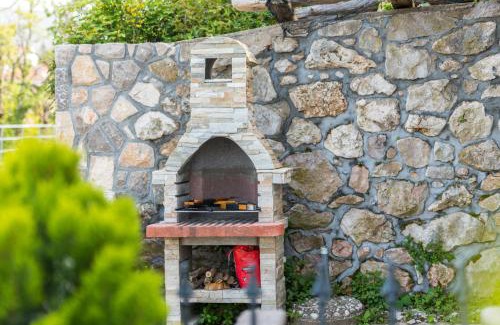 Vrbnik Apartment | Stone House Knez