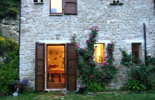 Rotella House | Stone house large garden among olive and oak trees, pets allowed