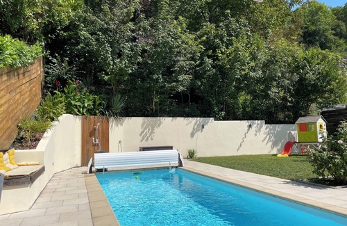 Uzos House | Stone house with pool and garden 15min from Pau