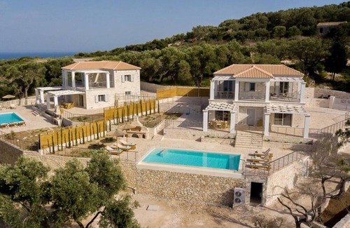 Paxos Villa | Stone Villa with Infinity Pool & Sea Views