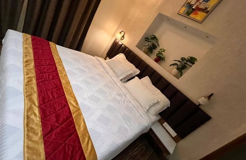 Madhupur Hotel | Stoneberry By Wedlock Greens