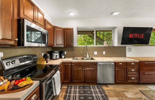Eagle-Vail Apartment | Stonecreek Summit | 6BR LUXE Retreat W/Hot Tub