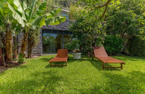 Jardim do Mar Villa | Stonelovers® Villa in Jardim do Mar With Private Pool next to Sea