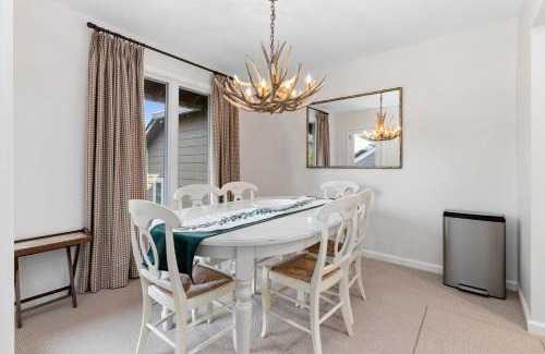 Nellysford House | Stoneridge 81 with Wintergreen Advantage