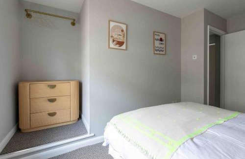 Margate Apartment | Stones Throw