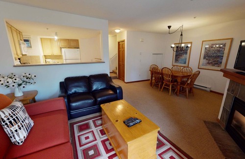 Village North House | Stoney Creek Lagoon - Whistler Premier