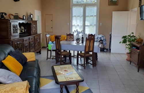 Gourdon Apartment | Stop at St Clair station. accepted animals
