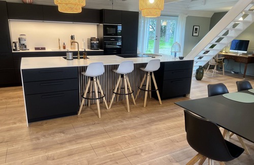Assens Villa | Stort Luksus Feriehus 5 min fra Strand og by, alt Inkluderet!