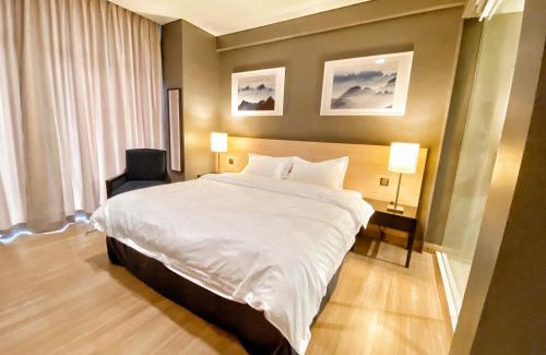 Taman Melaka Raya Apartment | Straits Suite by C Homestay Malacca