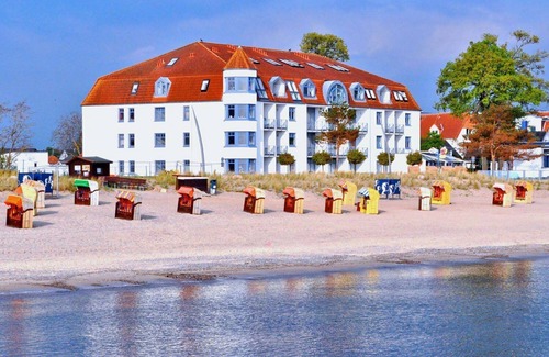 Niendorf Apartment | Strandhotel - Strandhotel Appartement Nr.14 Meerblick