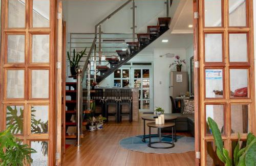 Baguio House | Strata Homestay- Luxurious 2- Storey Townhouse
