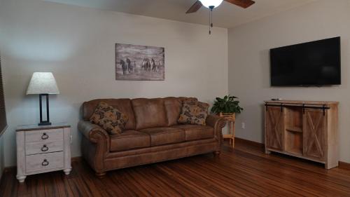 Rapid City House | Strato Rim Drive