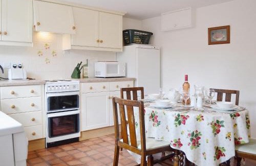 Clows Top House | Strawberry Cottage