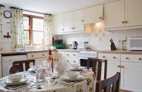 Clows Top House | Strawberry Cottage