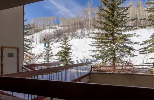 Beaver Creek Condo | Strawberry Park On The Slopes In Beaver Creek Ski-In/Ski-Out