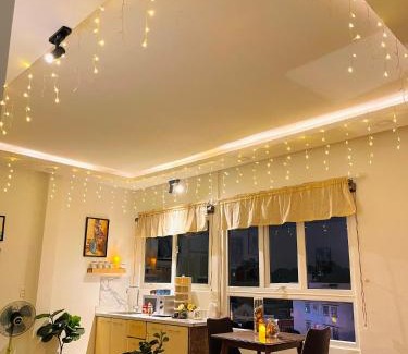 Phuong Hotel | Street View Hotel & Apartment