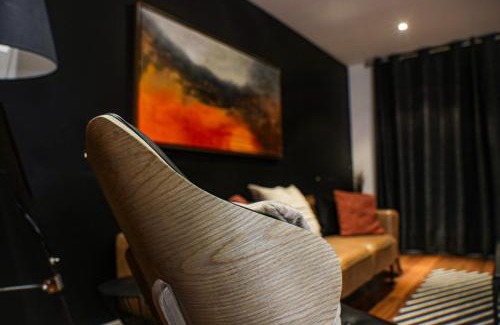 Sands End Apartment | Striking Apartment in the Heart of Chelsea