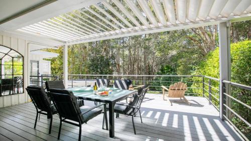 Pearl Beach House | Stroll To The Beach, Pet Friendly