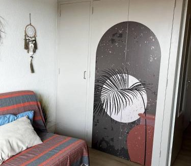 Mediterranee Apartment | Studio à 50 m de la plage, wifi, climatisation 2HOU34