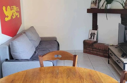 Saint-Sauveur-Lendelin Apartment | Studio à la Ferme