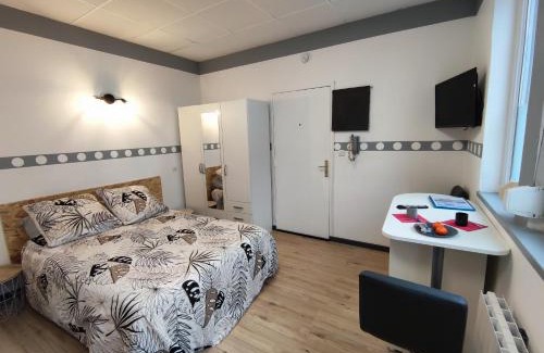 Calais City Center Apartment | Studio éco proche du phare