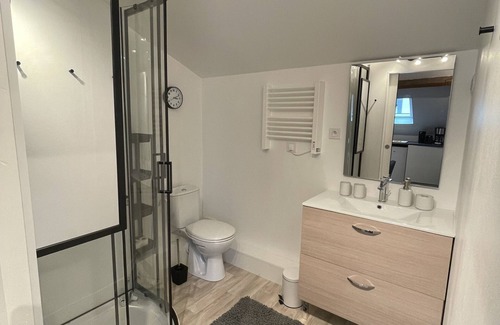 Grand-Fort-Philippe Apartment | Studio Équipé Dans une Maison de Pêcheur Classée. Proche Centre et Plage