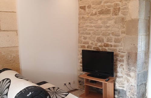 Chasseneuil-du-Poitou Apartment | Studio 2 - 3 min from Futuroscope - 1 to 4 people