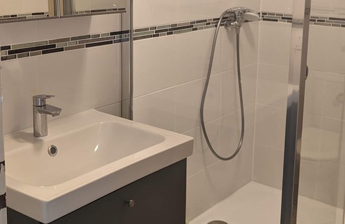 Dommeldange Apartment | Studio 200m from the beach