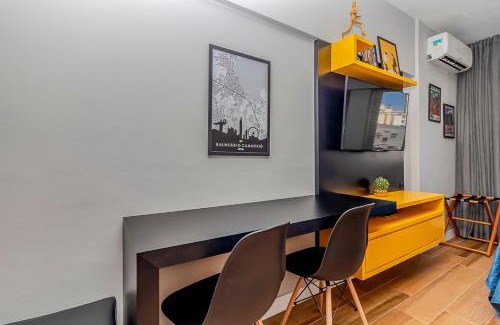 Nacoes Apartment | Studio 210