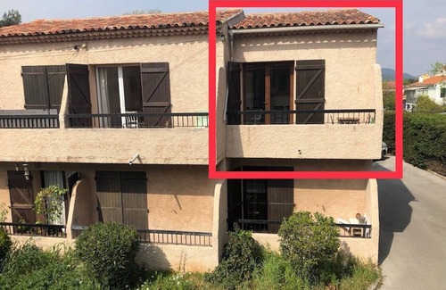 La Garde Apartment | Studio 4 pers à 10min à pied de la Plage - Violette
