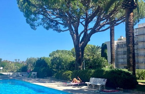 Golfe Juan Apartment | Studio 5 minutes Cannes et plages, terrasse, piscine