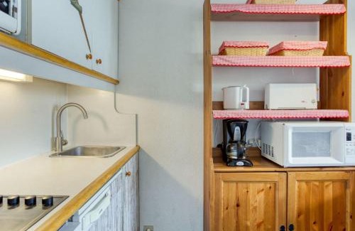 Reberty Apartment | Studio 503 Nécou by Interhome