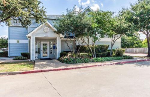Dallas Hotel | Studio 6-Dallas, TX - Northwest