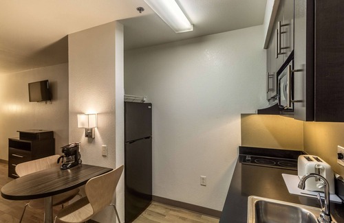 McAllen Hotel | Studio 6 Mcallen, TX
