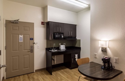 McAllen Hotel | Studio 6 Mcallen, TX
