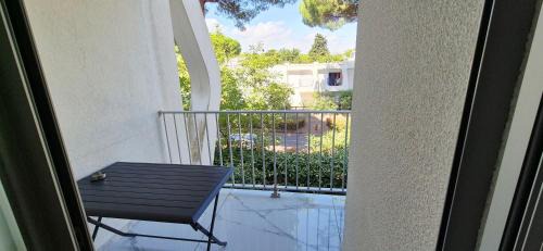 La Petite Motte Apartment | Studio 7 mn mer, refait neuf, cosy, parking, piscine