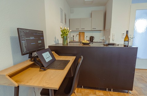 Oberesslingen Apartment | Studio Apartment mit Parkplatz