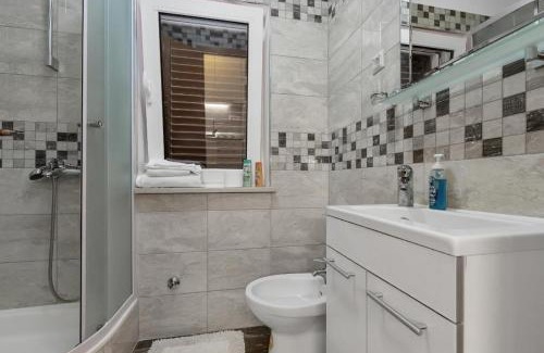 Duce Apartment | Studio-Apartman Rogac