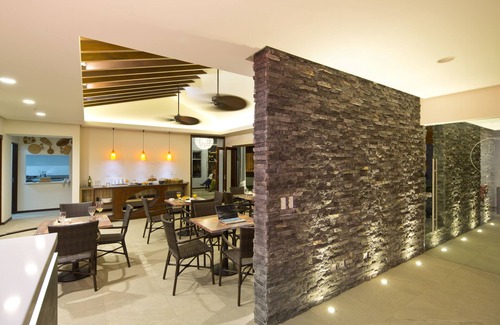 Santa Ana Hotel | Studio Apartment at Hotel Villa Los Candiles