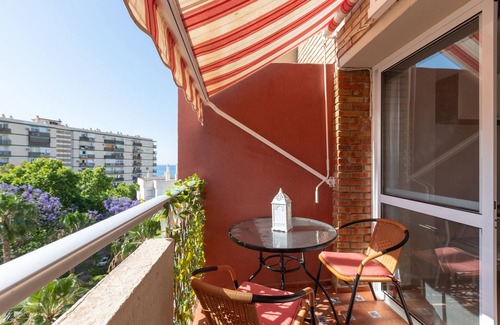 Benalmadena Costa Apartment | Studio Apartment 'Estudio Ed Jupiter Benalmadena' with Sea View, Wi-Fi and Shared Pool