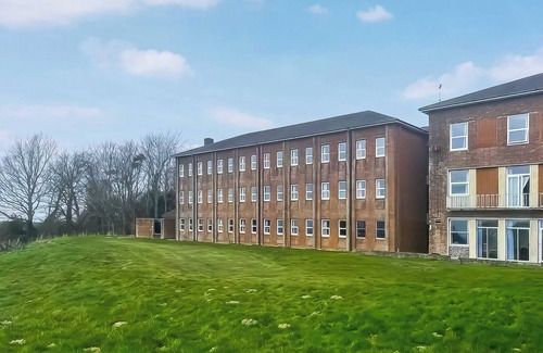 Hailsham Apartment | Studio Apartment 23 - UK48726