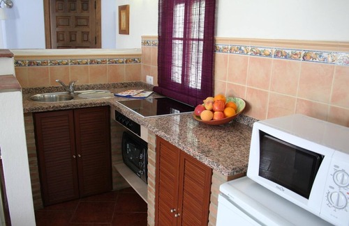 Montecorto Apartment | Studio Apartment 'Paraíso Escondido 2' with Mountain View and Wi-Fi
