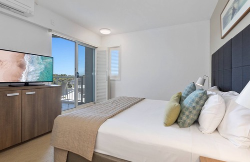 Northern Rivers Apartment | Studio Apartment with Partial Ocean View + WIFI