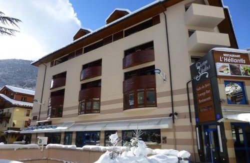 Brides-les-Bains Apartment | Studio avec Balcon en Centre-Ville, Proche Télécabine et Thermes à Brides-les-Bains - FR-1-512-14