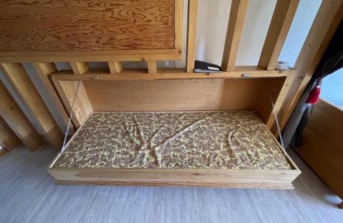 Laveissiere Apartment | Studio avec balcon en centre station, WiFi et animaux admis - FR-1-787-60