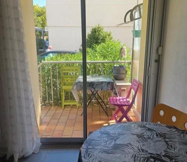 Balaruc-les-Bains Apartment | Studio avec jardinet et balcon idéalement situé