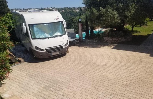 Cagnes-sur-Mer Apartment | Studio avec piscine dans mas provençal
