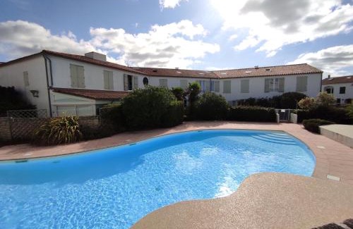 La Couarde-sur-Mer Apartment | Studio avec terrasse et parking 200m plage et commerces