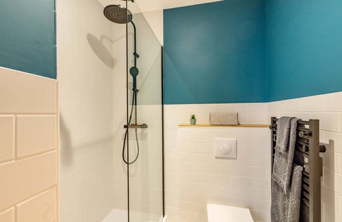 La Roche-sur-Yon Apartment | Studio B, in the city center, cozy and warm.